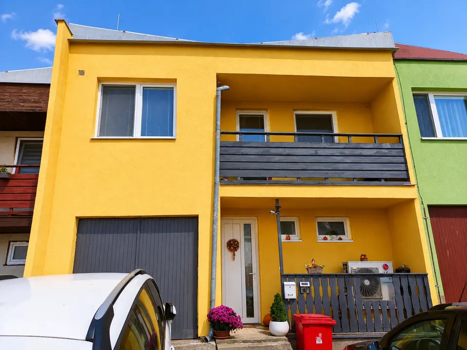 Prodej domu 182 m², pozemek 235 m²,