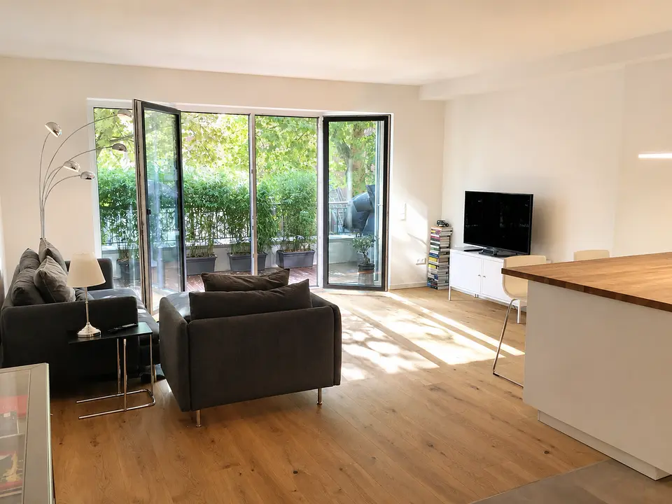 Prodej bytu 2+1 67 m², Am Wall 86, Bremen