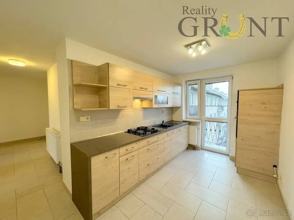 Pronájem byty 2+1, 60 m² - Karviná - Nové Město, ev.č. 00237