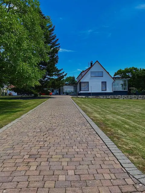 Prodej domu 300 m², pozemek 2.450 m², Affalterbach