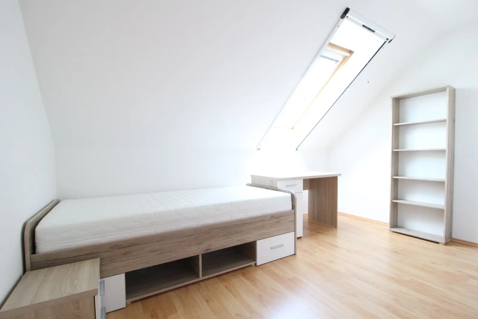Pronájem domu 97 m², pozemek 59 m², Martinská, Kolín