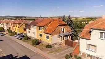 Rodinný dům 5+1 se zahradou k dlouhodobému pronájmu – Šakvic